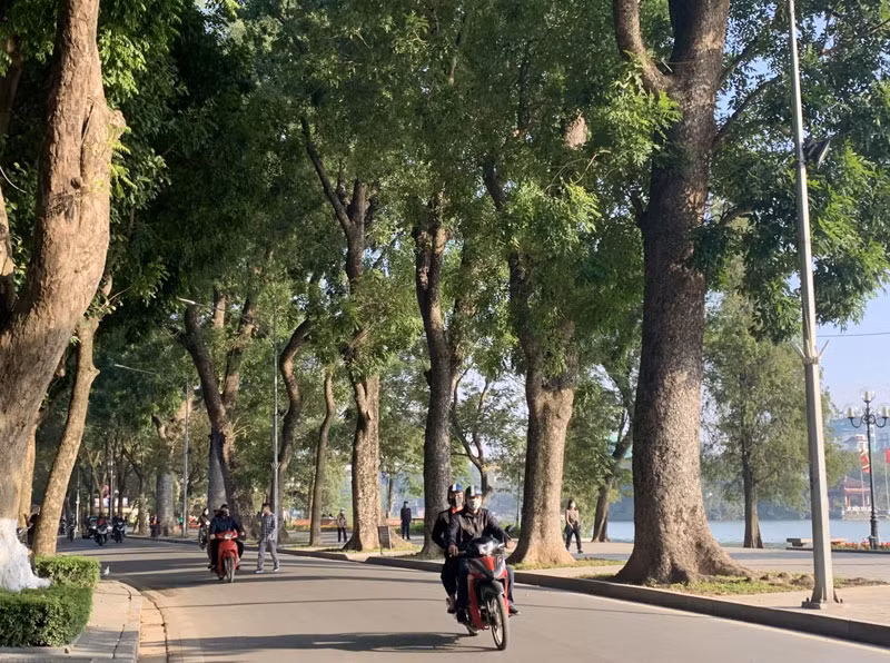Khu vực Hà Nội sáng sớm có sương mù và sương mù nhẹ, trưa chiều giảm mây hửng nắng. (Ảnh minh họa) 