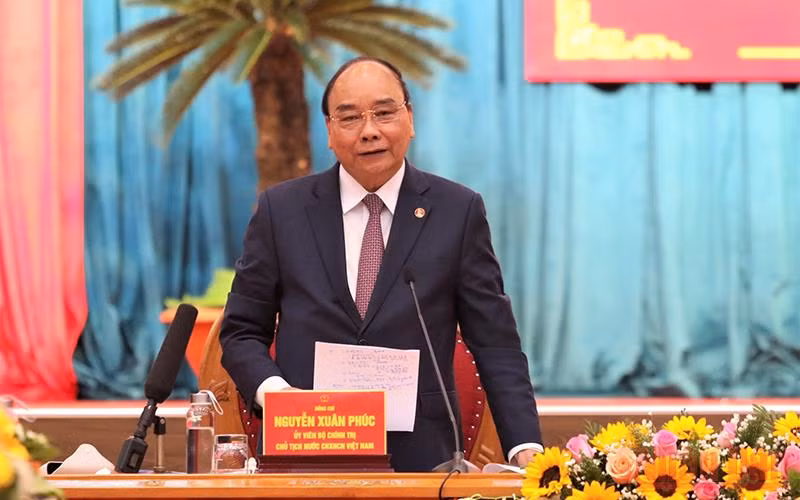 Chủ tịch nước Nguyễn Xuân Phúc phát biểu chỉ đạo cuộc họp.