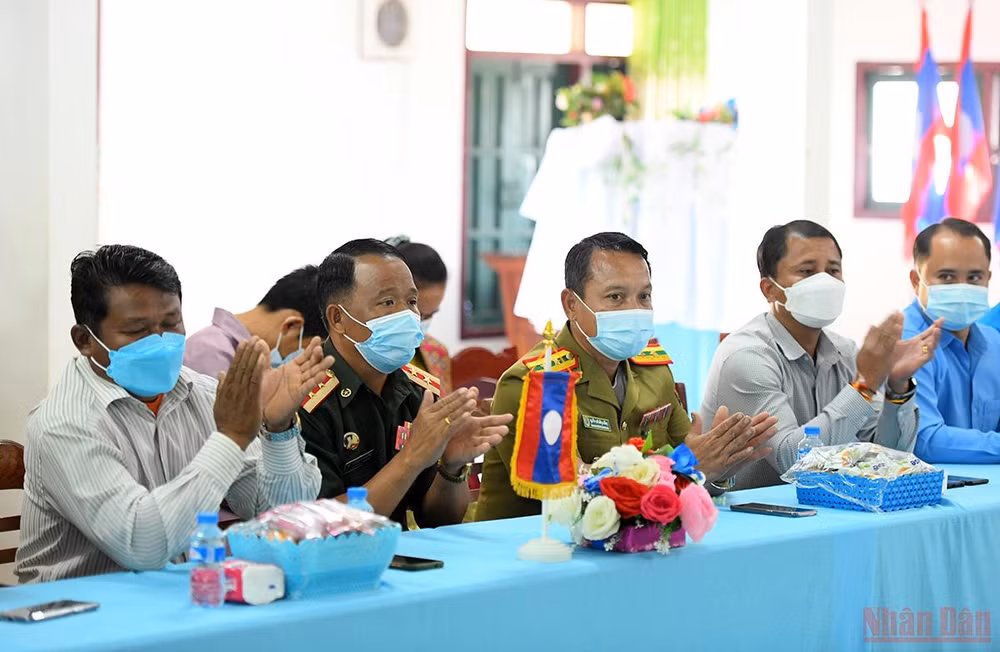 Quan hệ hữu nghị đặc biệt Việt - Lào: Tết của bạn là Tết của mình -0