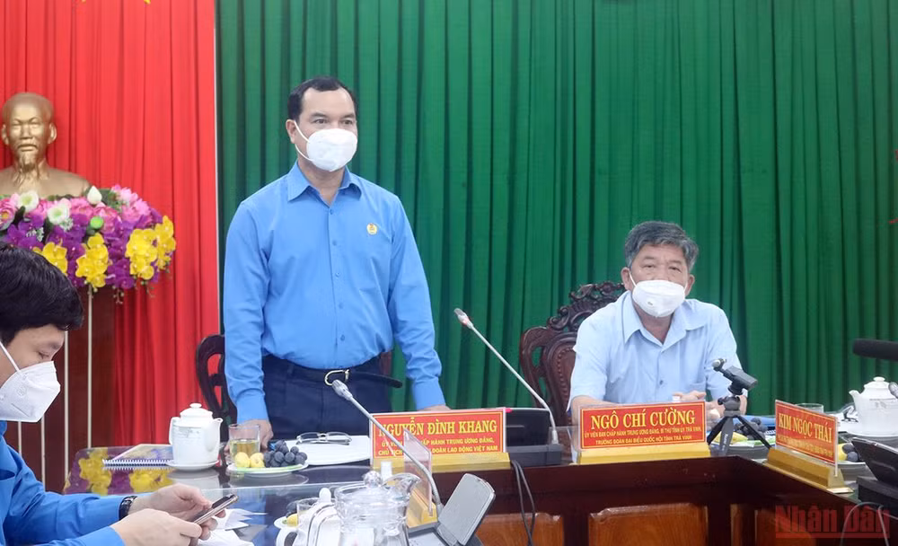 Chủ tịch Tổng Liên đoàn Lao động Việt Nam Nguyễn Đình Khang có buổi làm việc với lãnh đạo Tỉnh ủy Trà Vinh.