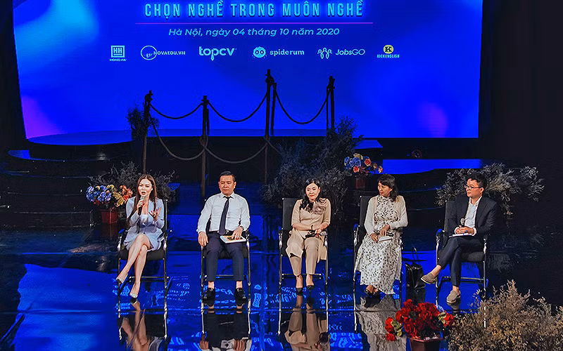 “Gieo mầm” định hướng nghề cho học sinh qua hoạt động nghệ thuật -0