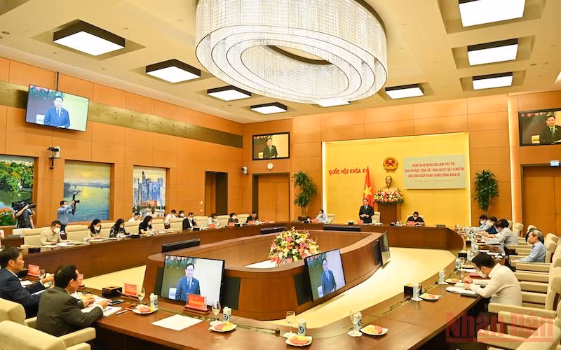 Chủ trương mới của Đảng về đất đai phải được cụ thể hoá bằng pháp luật -0