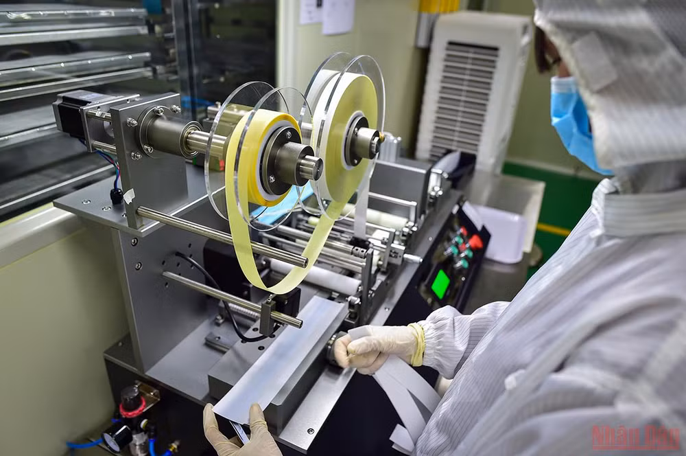 Cận cảnh quy trình sản xuất kit Test nhanh kháng nguyên SARS-CoV-2 “Made in Viet Nam” -0