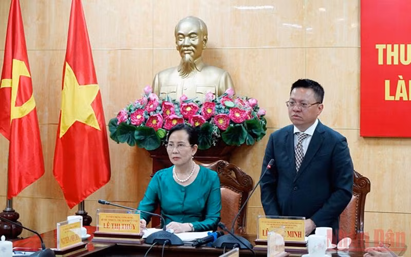 Tổng Biên tập Báo Nhân Dân Lê Quốc Minh làm việc tại tỉnh Hà Nam.