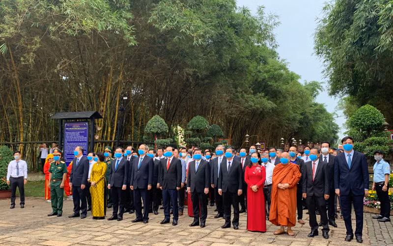 Tổ chức trọng thể Lễ Dâng hương tưởng niệm các Vua Hùng -0
