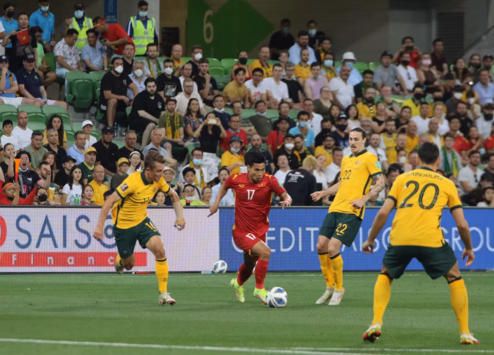 (Hiệp 2) Việt Nam 0-2 Australia: Tuấn Hải thi đấu nổi bật -0