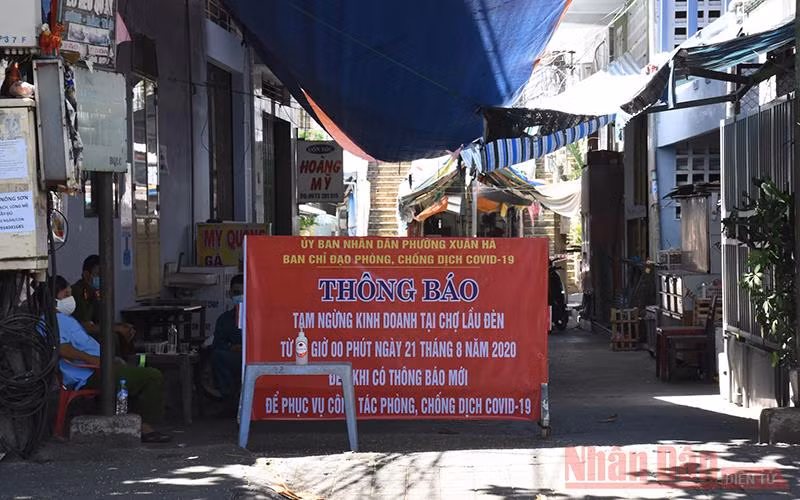Đà Nẵng phong toả, tạm dừng kinh doanh nhiều chợ có tiểu thương nghi nhiễm Covid-19 -0