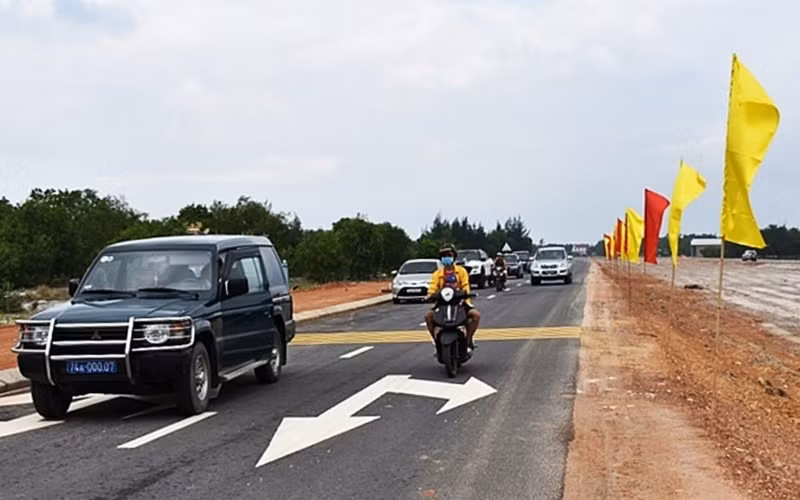 Đường trung tâm vào Khu kinh tế đông nam Quảng Trị.