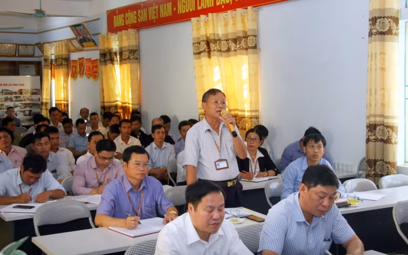 Phó Chủ tịch Quốc hội Phùng Quốc Hiển tiếp xúc cử tri tại Lai Châu -0