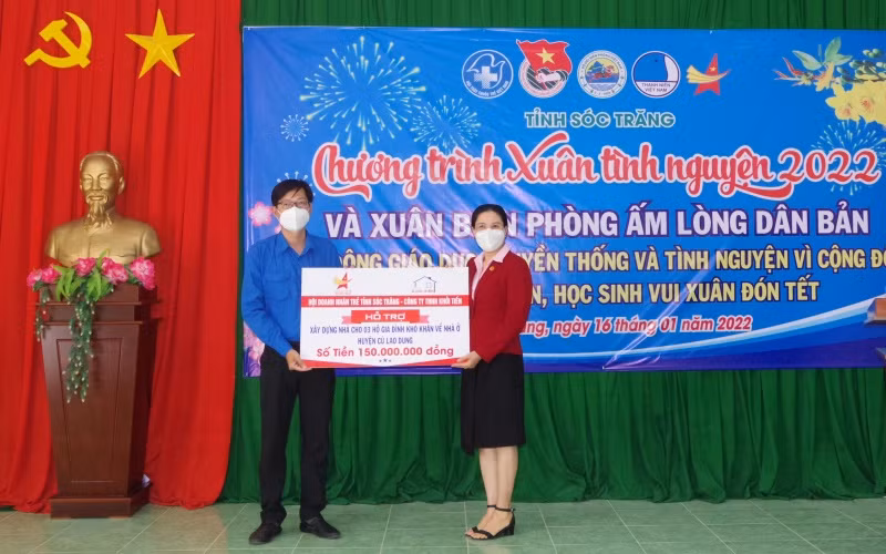 “Xuân Biên phòng ấm lòng dân bản” tại Sóc Trăng -0