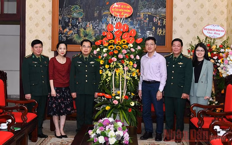 Các địa phương, đơn vị chúc mừng Báo Nhân Dân nhân kỷ niệm 70 năm Ngày báo ra số đầu -0