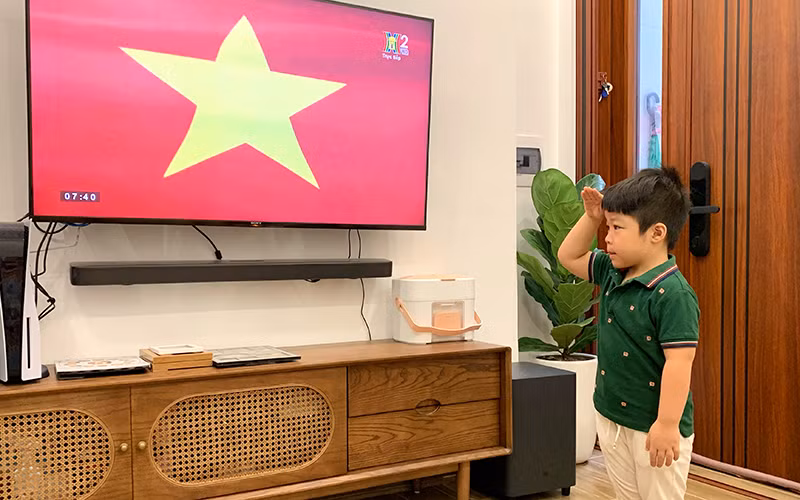 Độc đáo lễ khai giảng khó quên của học sinh cả nước trong giãn cách -0
