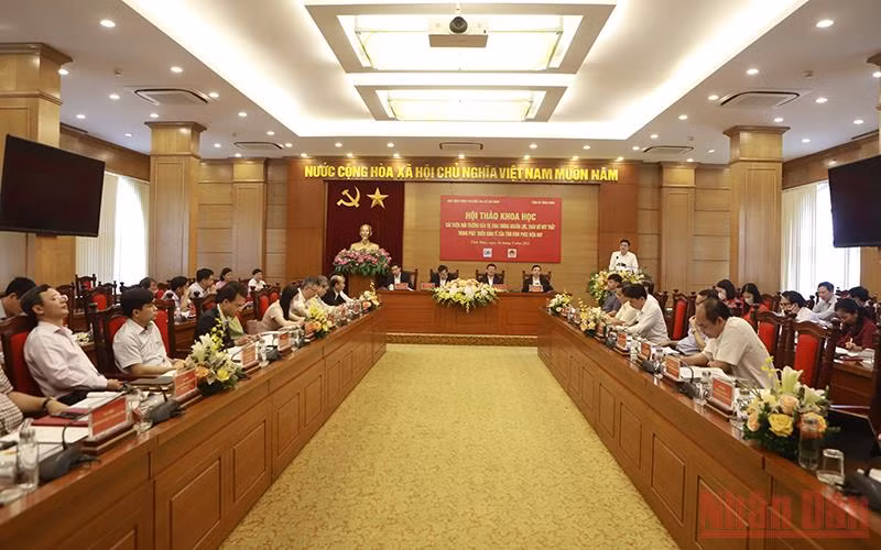 Toàn cảnh hội thảo.