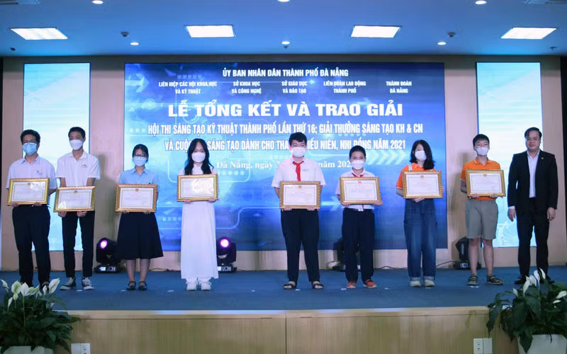 Phần mềm Cảng điện tử và cổng container thông minh đạt giải Nhất sáng tạo kỹ thuật -0