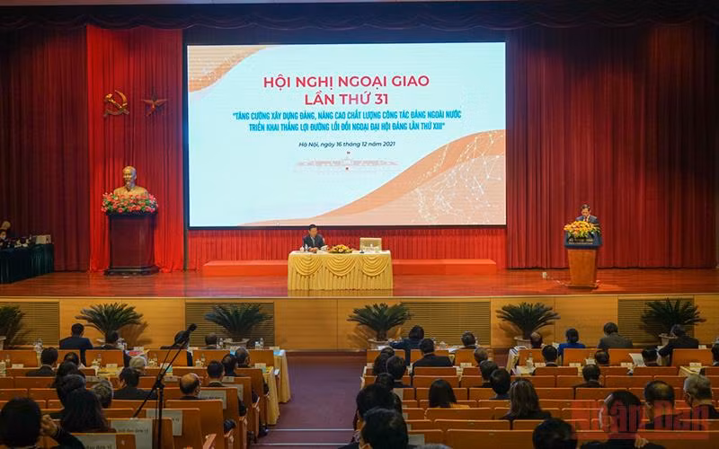 Toàn cảnh Hội nghị về công tác xây dựng Đảng và công tác đảng ngoài nước. (Ảnh: Đinh Trường)