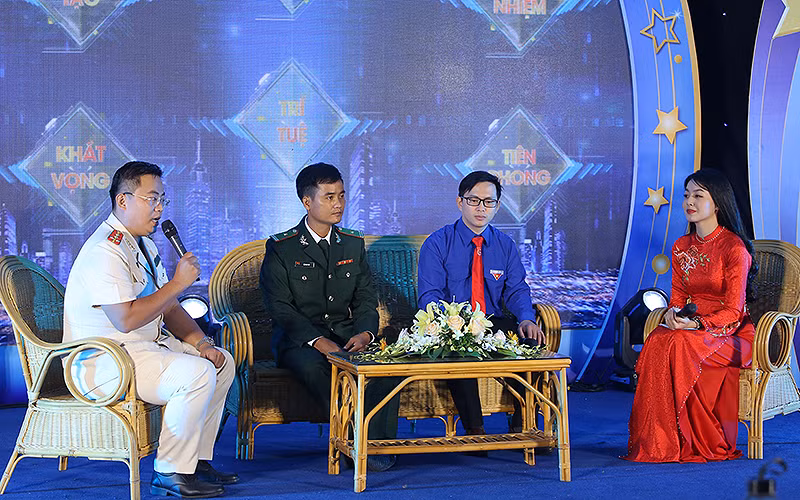 Trao Giải thưởng Lý Tự Trọng tặng 94 cán bộ Đoàn và đoàn viên ưu tú -0