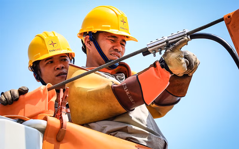 Tổng công ty Điện lực miền Trung nâng cao độ tin cậy cung cấp điện -0