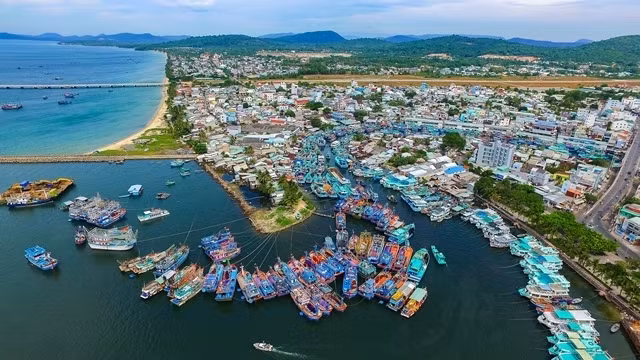 Hiện, trên địa bàn huyện Phú Quốc có 319 dự án đầu tư còn hiệu lực.