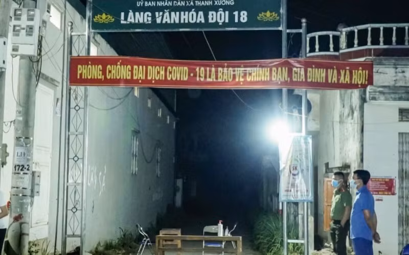 Điện Biên phong tỏa một khu dân cư có bệnh nhân dương tính với SARS-CoV-2 -0