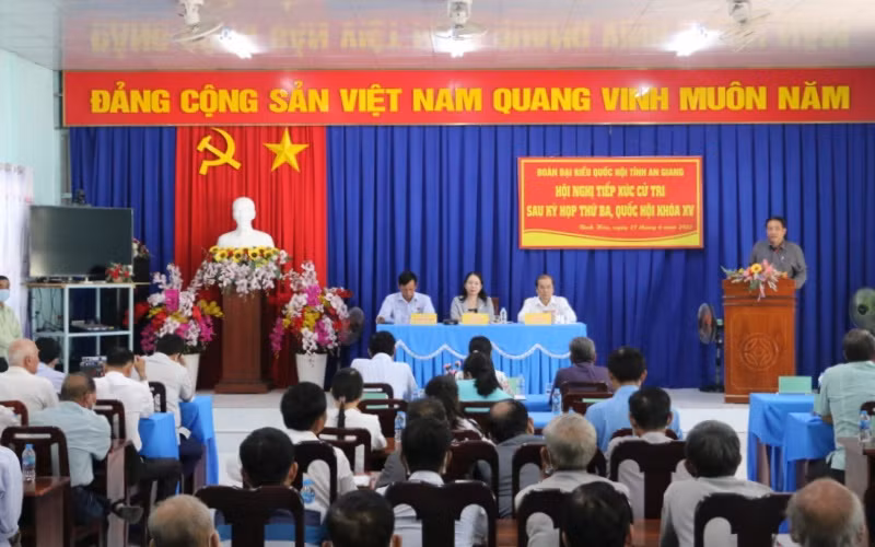 Phó Chủ tịch nước tiếp xúc cử tri tỉnh An Giang -0