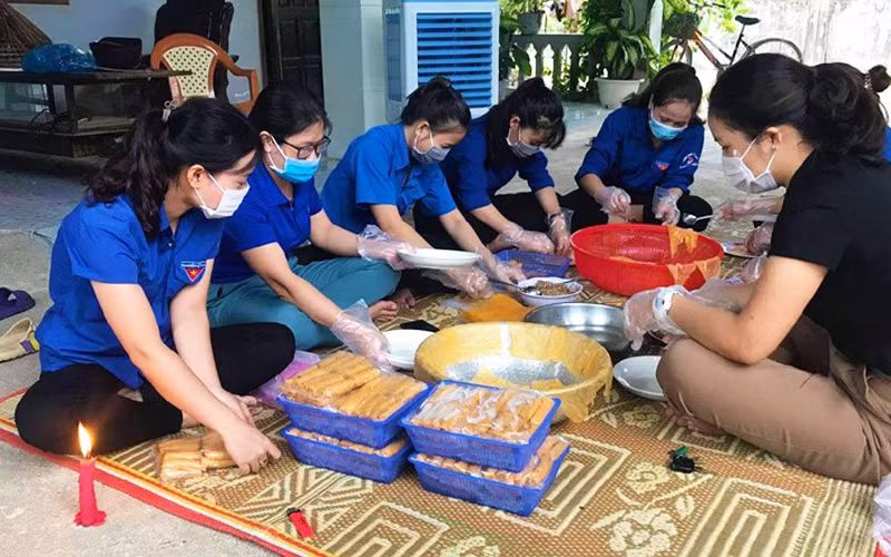 “Cháo canh Quảng Bình- Bữa sáng nghĩa tình cho người cách ly” -0