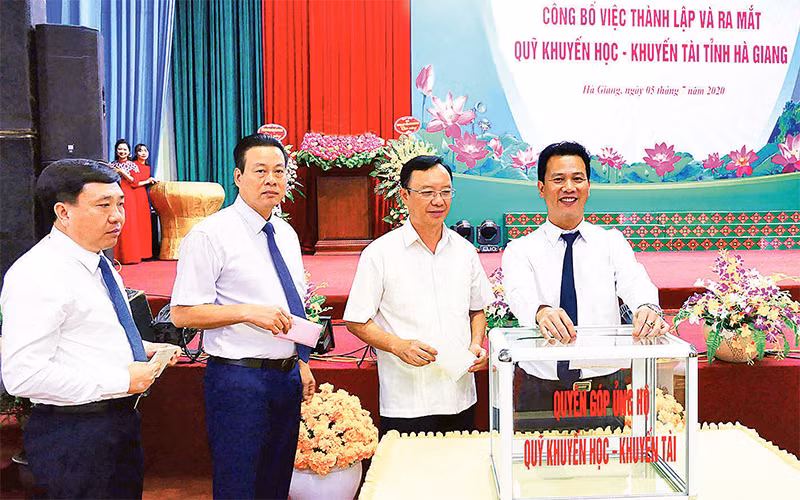 Ý chí và khát vọng vươn lên nơi địa đầu Tổ quốc Hà Giang -0
