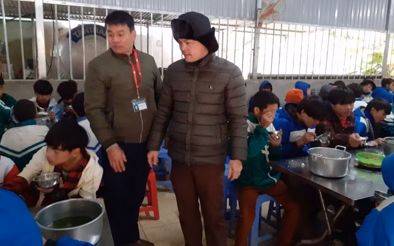 Gần 55 nghìn học sinh ở Điện Biên nghỉ học tránh rét -0