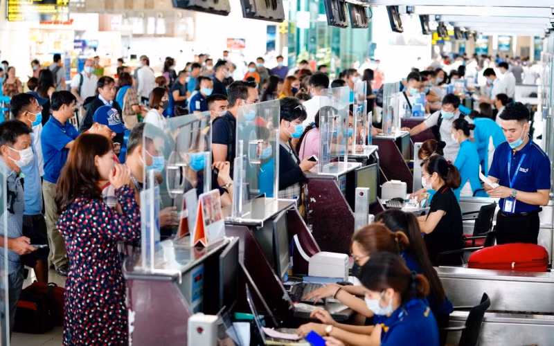 Tần suất bay tăng mạnh, NIA tăng cường phòng dịch