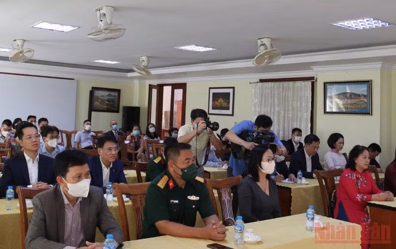 Đoàn đại biểu cấp cao Thành phố Hà Nội kế thúc chuyến thăm Lào -0