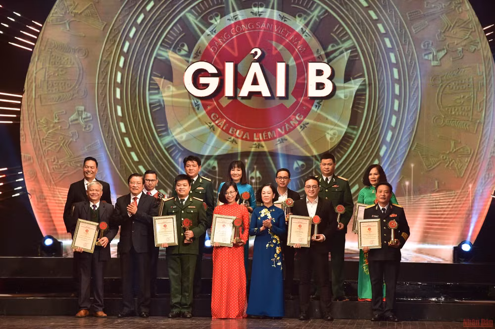 Báo Nhân Dân điện tử đoạt Giải A Búa liềm vàng lần thứ VI-năm 2021 -0