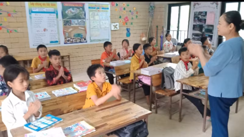 Thái Nguyên không để học sinh nào thiếu thiết bị học tập -0