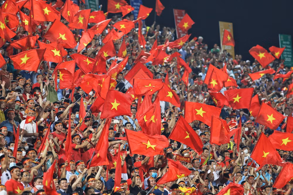 Cổ động viên Việt Nam vui mừng chiến thắng của đội tuyển U23 Việt Nam -3