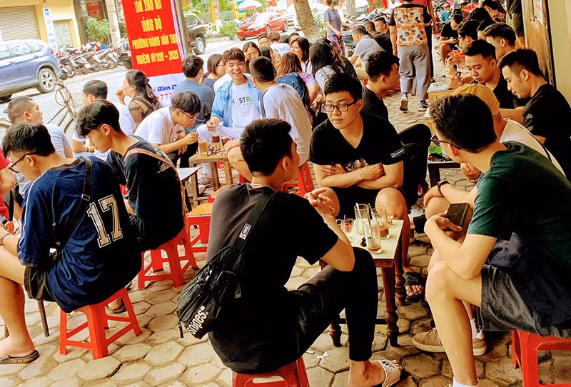 Từ ngày 19-8, việc tập trung đông người không bảo đảm giãn cách và không đeo khẩu trang sẽ bị xử lý.
