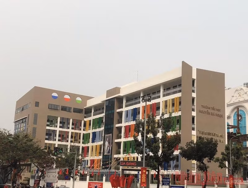 Trường tiểu học Nguyễn Bá Ngọc. Ảnh: VIỆT DŨNG