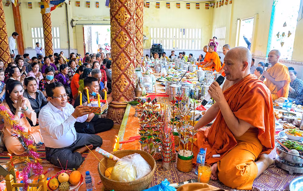 Lãnh đạo tỉnh Vĩnh Long chúc mừng lễ Sene Dolta của đồng bào dân tộc Khmer -0