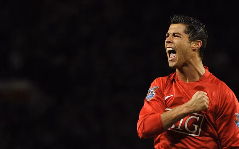 Về MU, Ronaldo đứng trước thách thức cực lớn