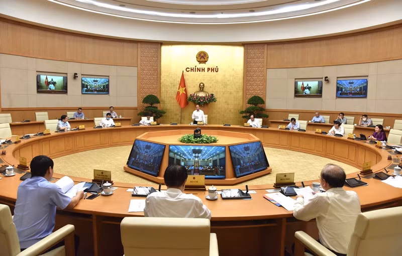 Thủ tướng chủ trì hội nghị giao ban trực tuyến đẩy mạnh giải ngân vốn đầu tư công -0