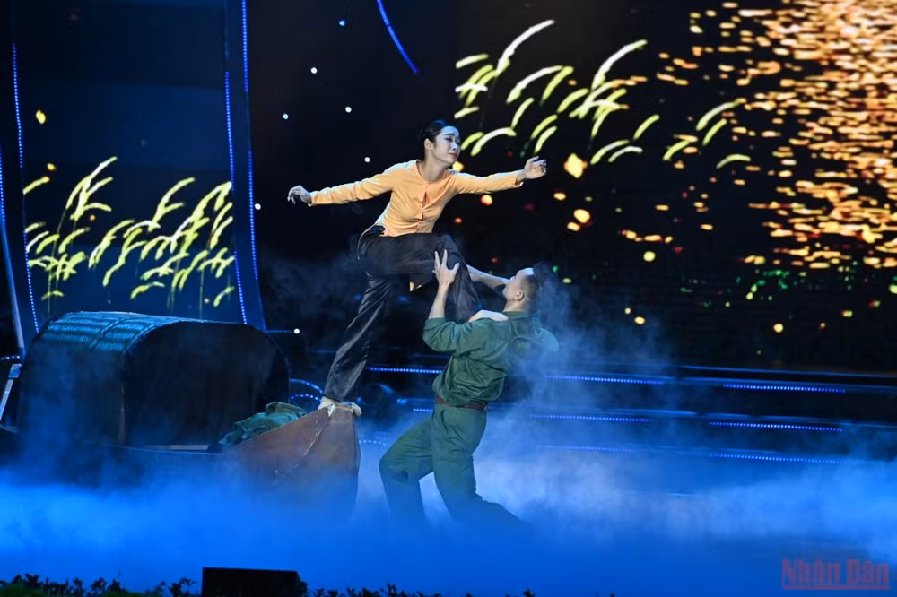 Chương trình nghệ thuật đặc biệt “Chung một dòng sông” -0