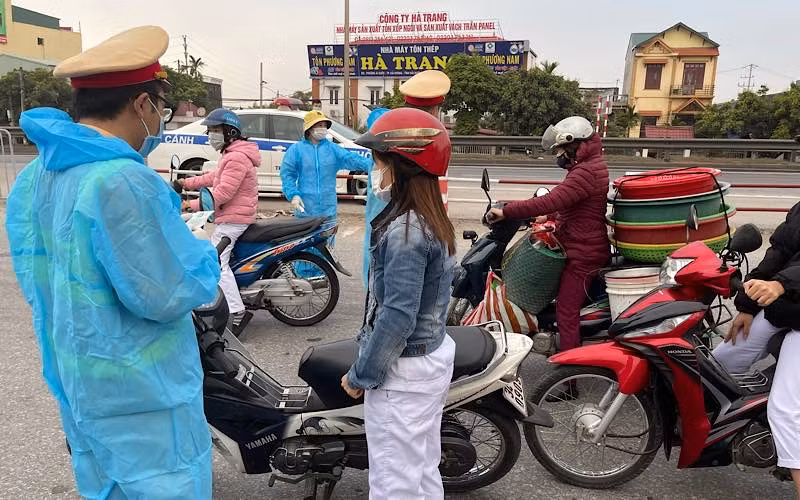Chốt kiểm soát phòng, chống dịch ở phường Ái Quốc, TP Hải Dương.