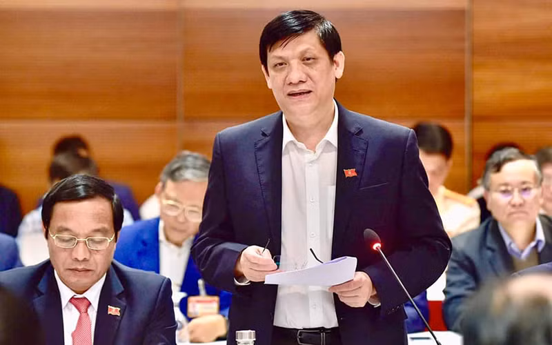 Bộ trưởng Y tế Nguyễn Thanh Long báo cáo thông tin tại cuộc họp chiều 29-1.