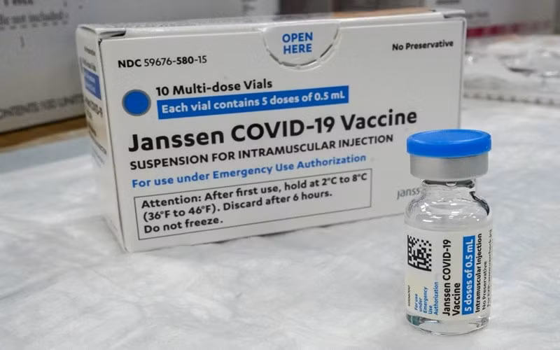 Vaccine ngừa Covid-19 của Johnson & Johnson. (Ảnh: AP)