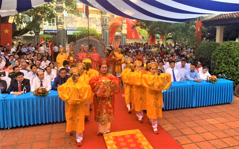 Tổ chức trọng thể Lễ Dâng hương tưởng niệm các Vua Hùng -0