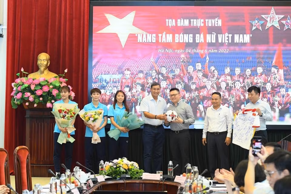 Tọa đàm trực tuyến: Nâng tầm bóng đá nữ Việt Nam -0