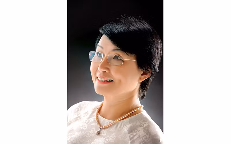 Thổi sự sống vào những tượng cổ im lìm