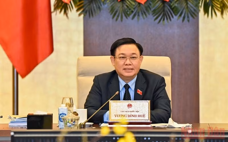 Chủ tịch Quốc hội Vương Đình Huệ phát biểu ý kiến tại phiên họp. (Ảnh: Duy Linh)