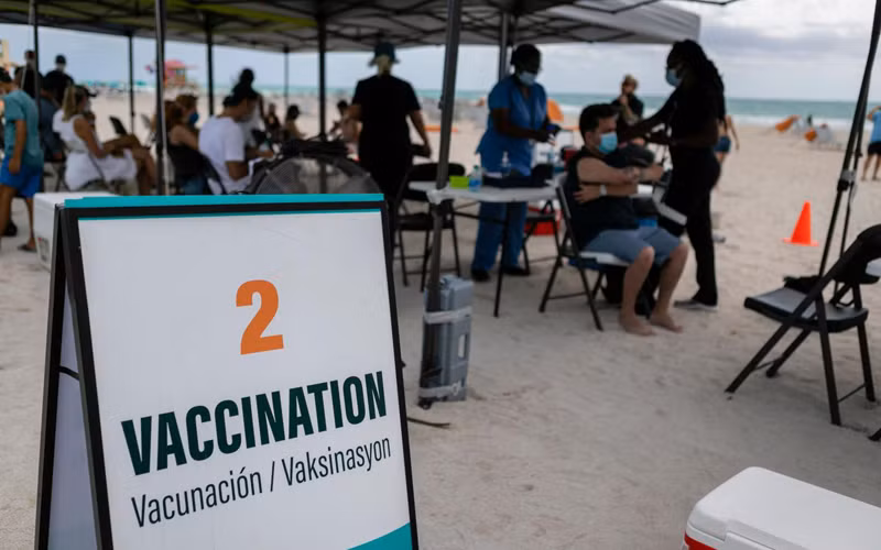 “Du lịch tiêm vaccine Covid-19”: có phải đòn bẩy du lịch? -0