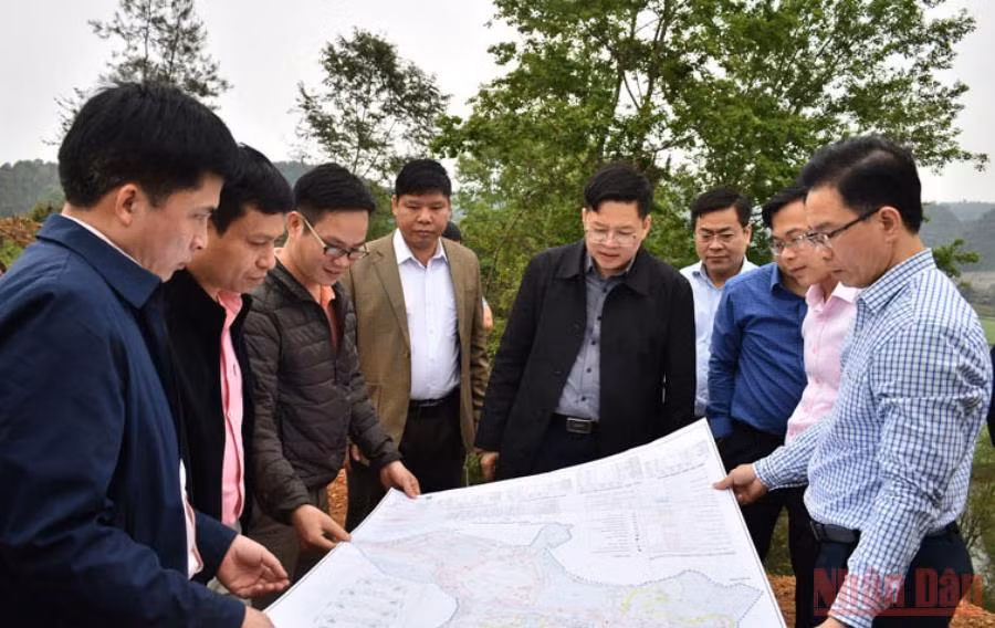 Khơi dậy bền vững tiềm năng du lịch hồ Ba Bể -0