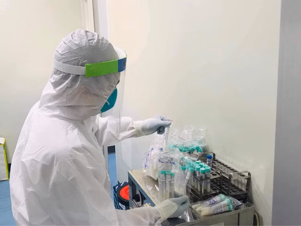 Ổ dịch tại Cửa hàng mới, thị trấn Đông Anh đã có 14 ca dương tính