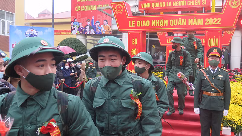 Thanh niên Lạng Sơn nô nức lên đường nhập ngũ -0