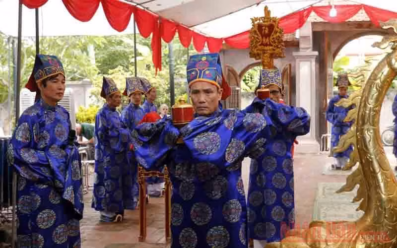 Nét riêng có ở làng nghề dát quỳ vàng Kiêu Kỵ -1